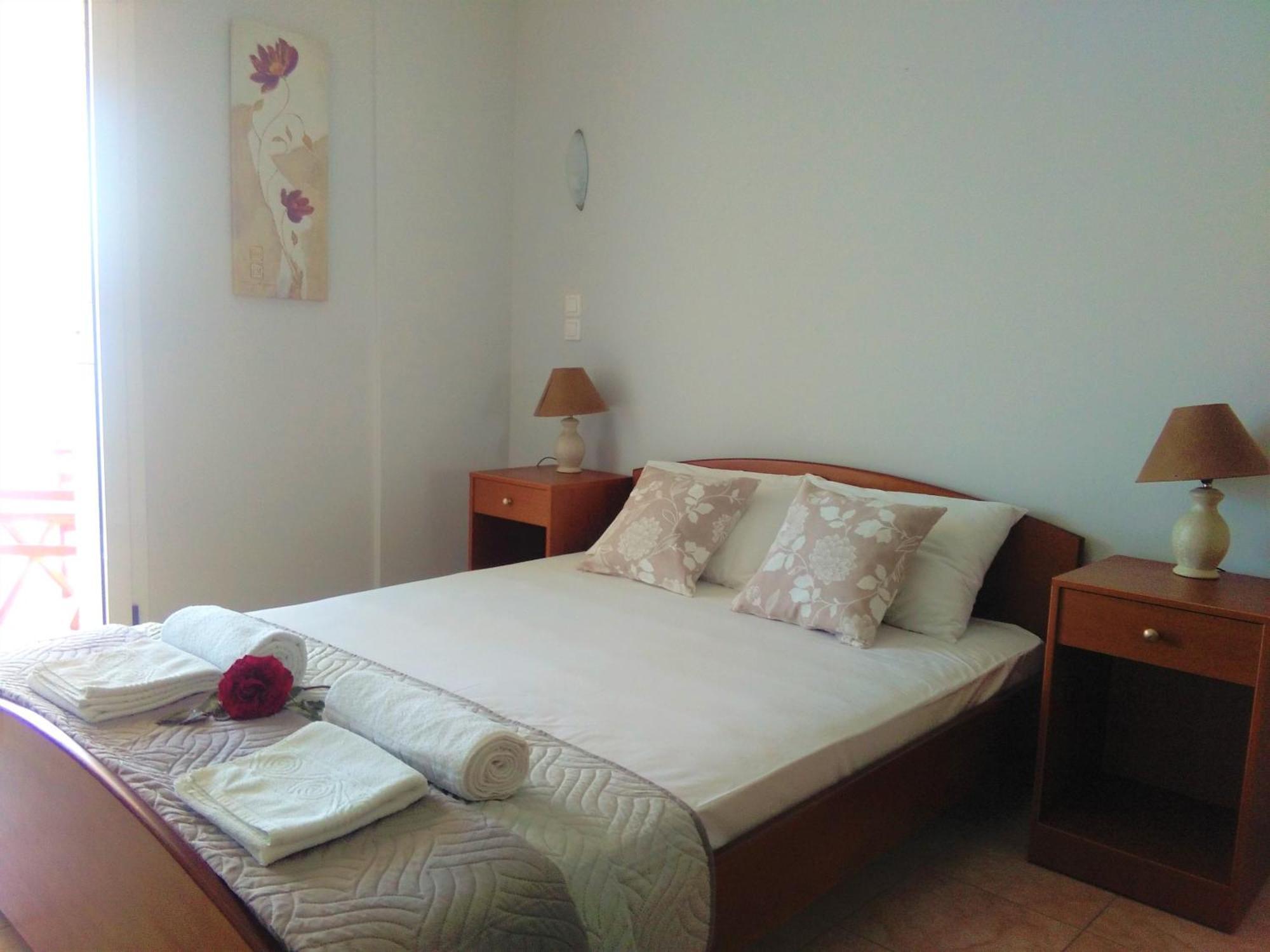 Irini Seaside Studios Nikiana Room photo